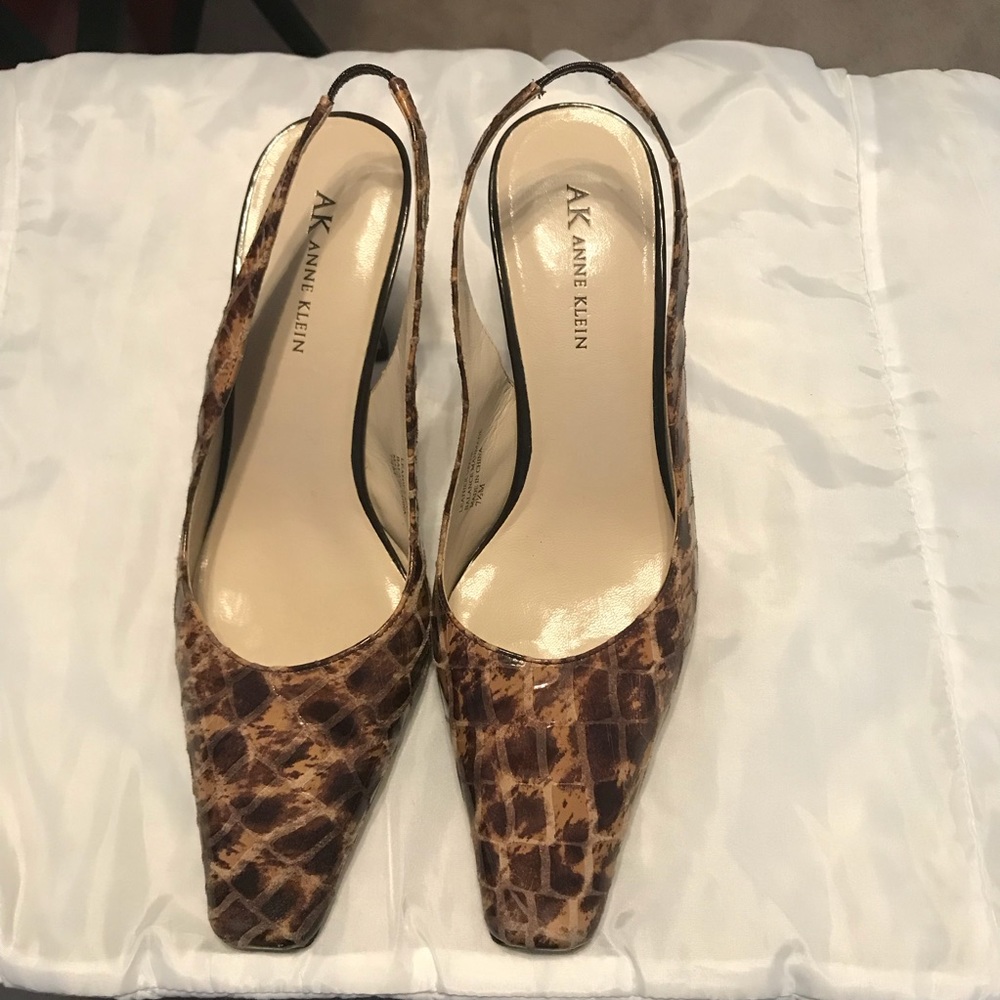Patent leather sling back heels